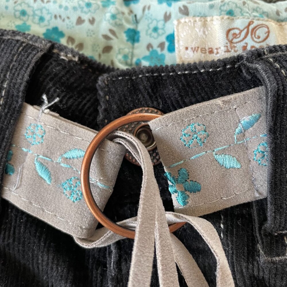 RARE VTG SO Y2K Black Corduroy Flare Pants w/ Matching Embroidered Belt Girls 7 - Picture 3 of 16